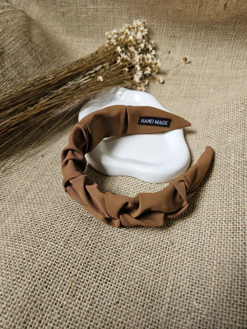 Tiara de pano vintage