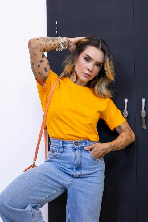 Tshirt lisa amarelo margarida mexicana