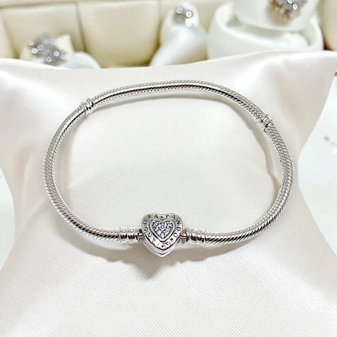 Pulsera Plata 925 Pandora Para Dijes Pasantes Charm Corazon Cubic cod4709 - comprar online
