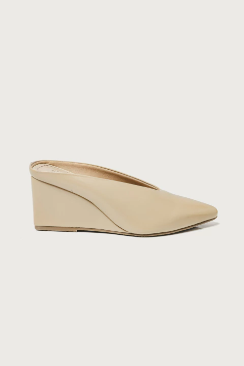 Virginia - Scarpin Mule Anabela Feminino Bege - comprar online