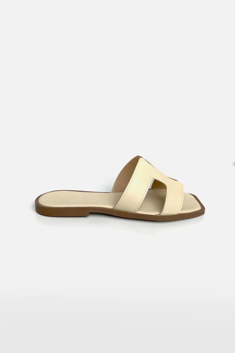 Mila - Sandália Rasteira Tira H Feminino Off White - comprar online