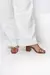 Sandalia Laura Caramelo - AdrianaK - Sapatos incríveis te levam a lugares incríveis
