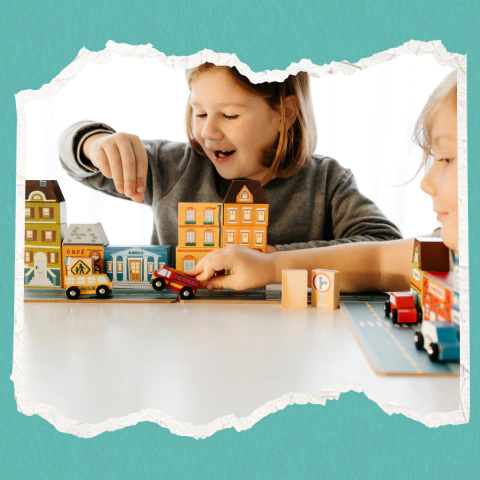 Blocos de Montar Cidade Cri Crie: desenvolve criatividade, coordenação motora e raciocínio lógico enquanto as crianças constroem cenários urbanos incríveis!