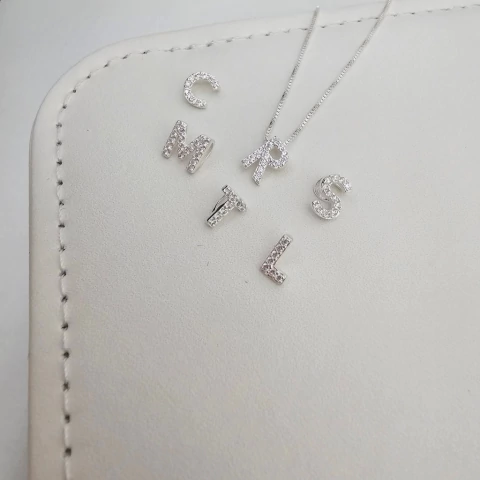 COLAR LETRA CRAVEJADOCL