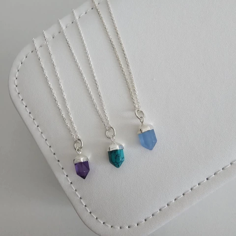 COLAR PINGENTE PEDRA NATURAL MINI - comprar online