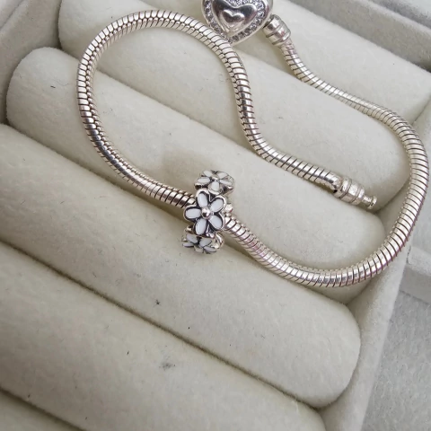 BERLOQUE SEPARADOR FLOR BRANCA - comprar online