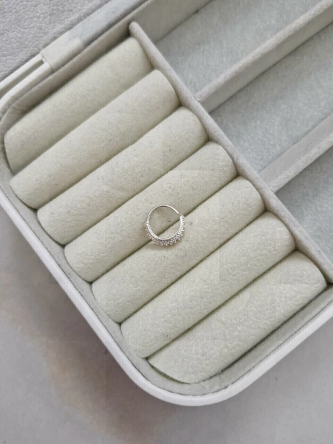 PIERCING HELIX ARGOLA CRAVEJADA TRABALHADA