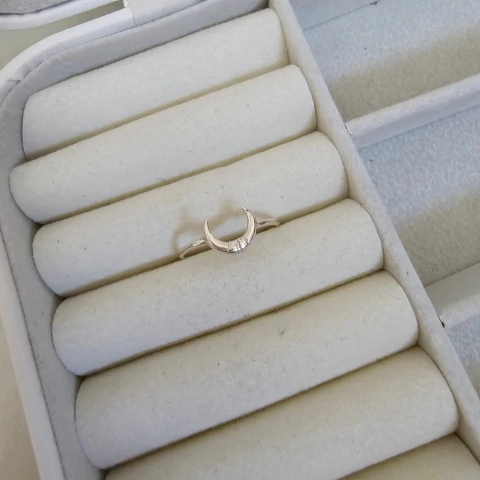 ANEL LUA INVERTIDA - comprar online