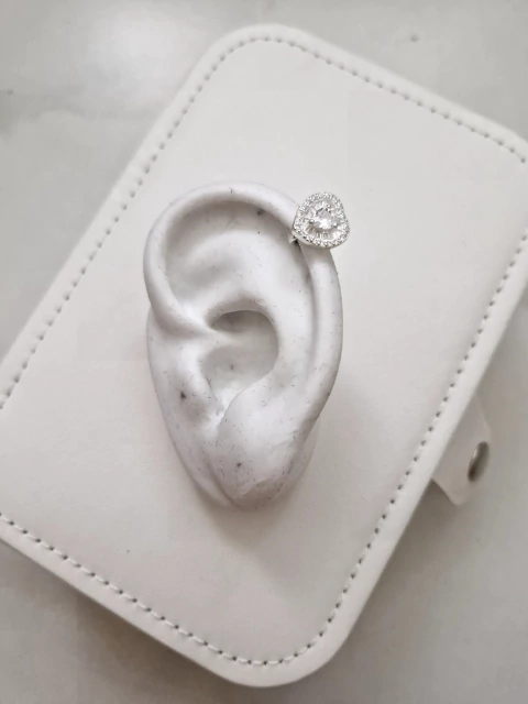 PIERCING FAKE CORAÇÃO CRAVEJADO