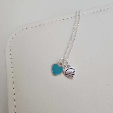 COLAR DOIS CORAÇÕES AZUL TIFFANY - comprar online