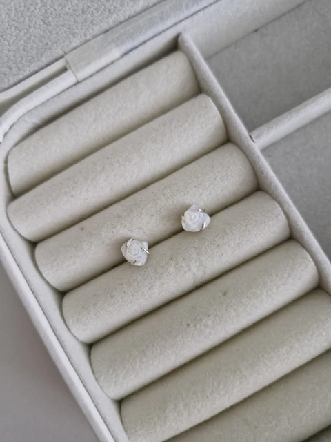 BRINCO PEDRA BRANCA IMPORTADO