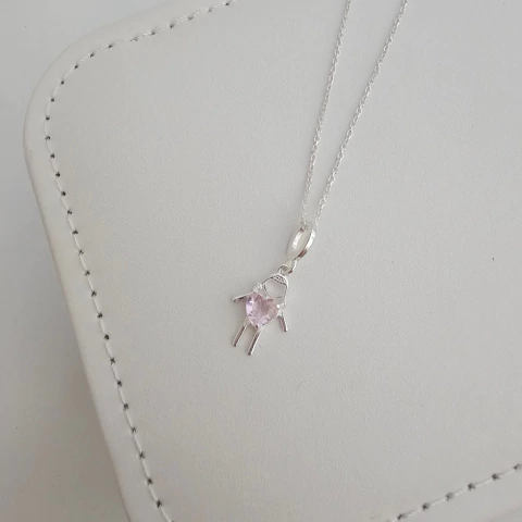 COLAR PINGENTE MENINA CORAÇÃO - comprar online