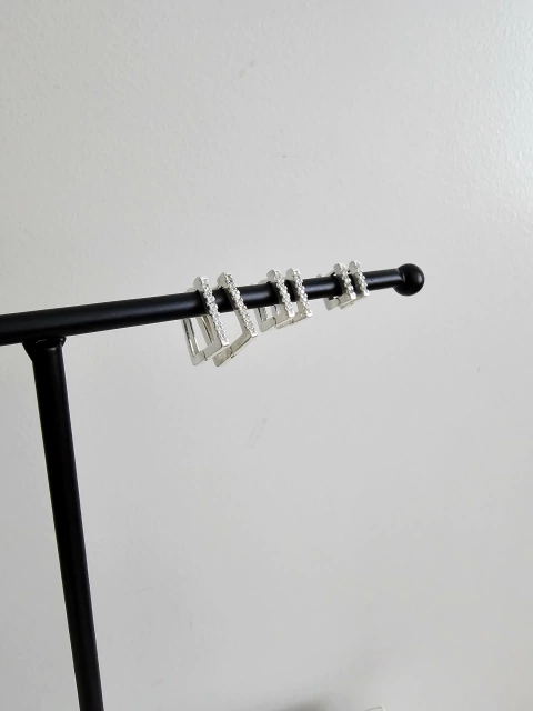 TRIO ARGOLA QUADRADO CRAVEJADO