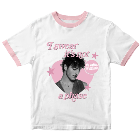 Camiseta I Swear Its Not a Phase Benson Boone - comprar online