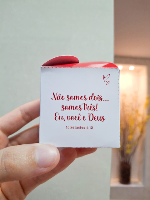 Porta-bombom | Não somos dois... Somos três! Eu, você e Deus!