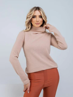 BLUSA TRICO TRABALHADO GOLA ALTA DEL AMO