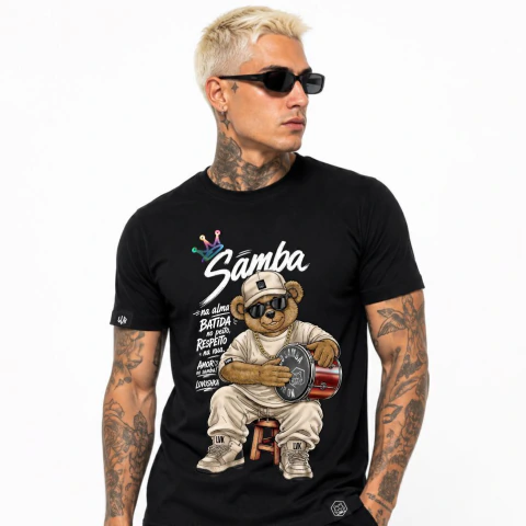 Camiseta Lovushka Urso Tocando Repique
