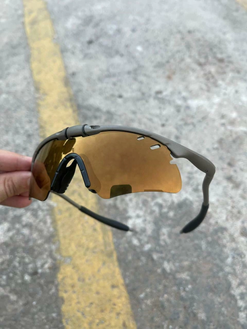M Frame Magnesium XMetal Gold - comprar online