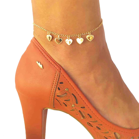 Tornozeleira com Cinco Pequenos Corações Folheada em Ouro 18K - comprar online