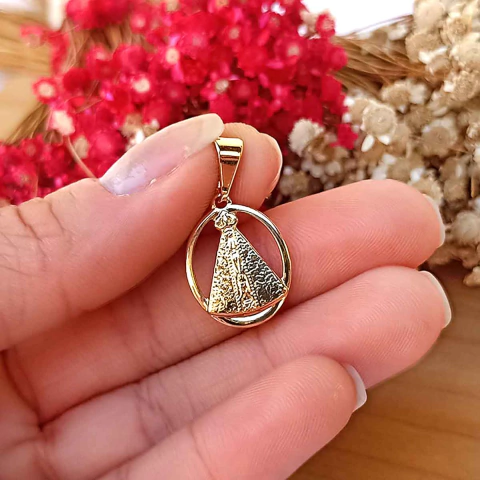 Pingente Religioso Medalha de Nossa Senhora Oval Vazado Folheado em Ouro 18K Softjoias - comprar online