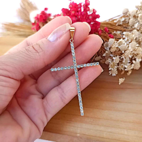 Pingente de Cruz Grande Cravejada Folheado em Ouro 18K - comprar online