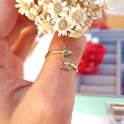 Anel Feminino de Flecha com Zircônias Coloridas Folheado em Ouro 18K - comprar online