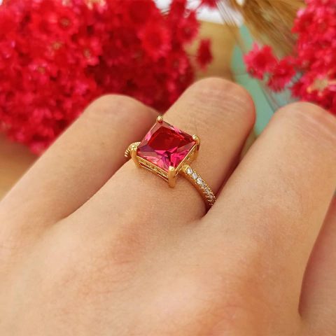 Anel Cristal Rosa e Cravejado de Zircônias Folheado em Ouro 18K - comprar online