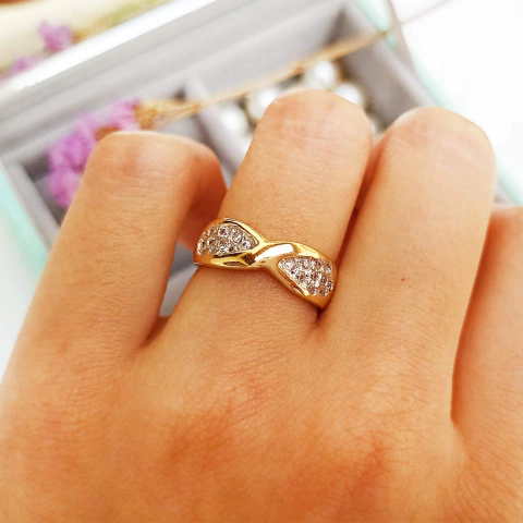 Anel do Infinito com Cravejado de Zircônias Folheado em Ouro 18K - comprar online