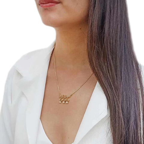 Colar Mãe de Três Meninas Folheado em Ouro 18K - comprar online