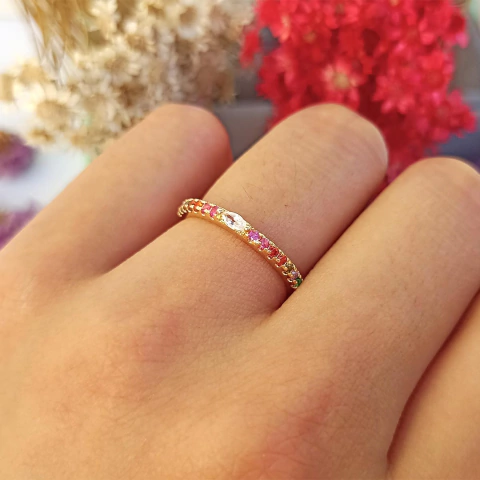 Anel Solitário Oval Cravejado de Zircônias Coloridas Folheado em Ouro 18K - comprar online