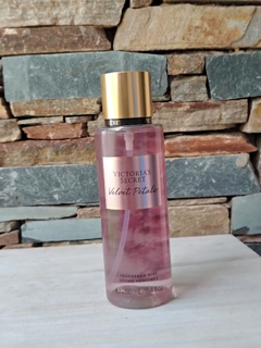 Body splash Victoria's Secret origina velvet petals