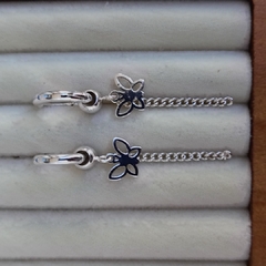 Aretes acero blanco argollitas mariposas colgantes (par) - comprar online