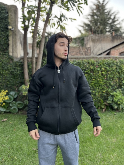 Campera Jose Frisa Negro - comprar online