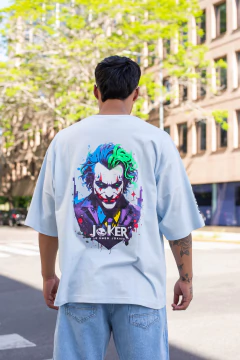 Imagen de R83 - REMERA OVERSIZE ESTAMPADA JOCKER