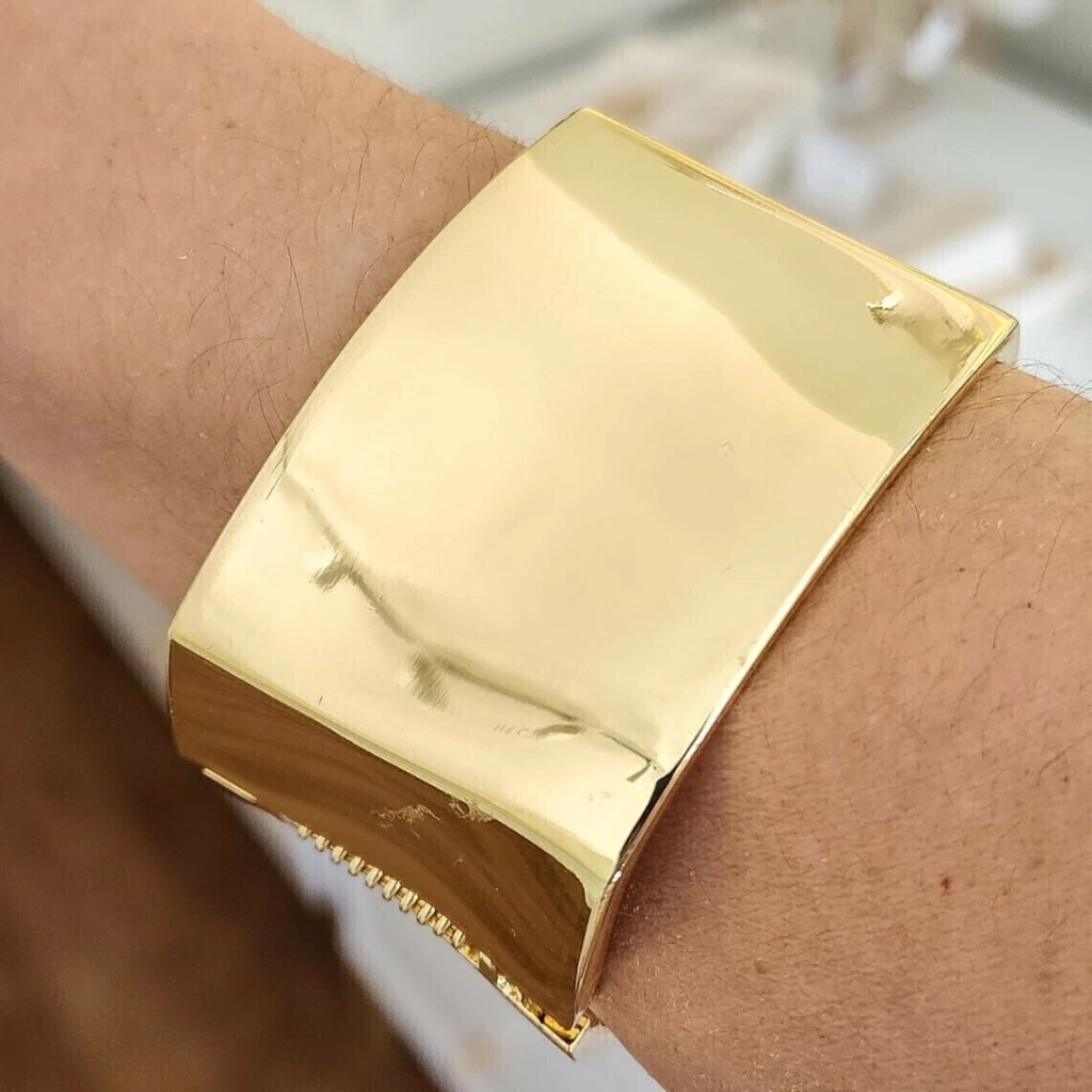Bracelete Maxi quadrado dourado