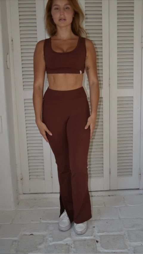 Calça Flare