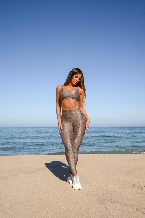 Conjunto Freesia - Castanho Mar - comprar online