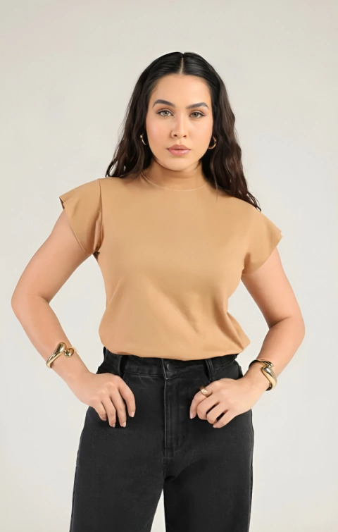 T-Shirt Chloe Bege Amendoa 100% Cotton - comprar online