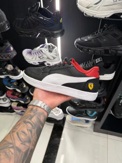 Tênis Puma x Ferrari