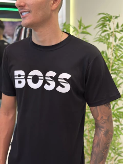 Camiseta Boss na internet