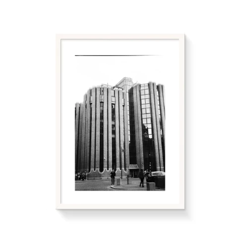 The in between - Victoria Venini - comprar online
