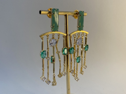 BRINCO DOURADO COM PEDRARIA VERDE - comprar online