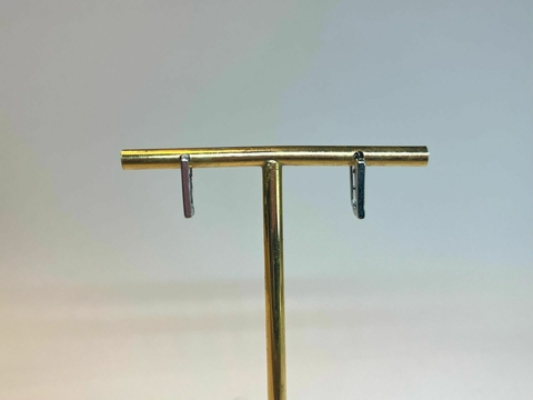 ARGOLA MINI PRATA QUADRADA