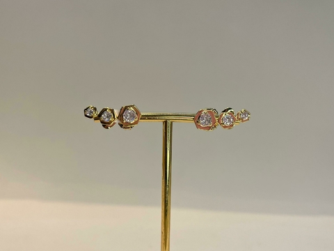 BRINCO TRIO HEXAGONAL COM PONTO DE LUZ