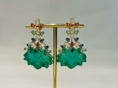 BRINCO ZIRCONIAS COLORIDAS COM FLOR RESINADA