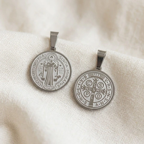 Dije Medalla San Benito