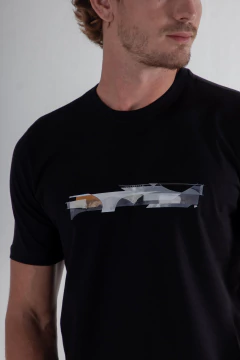 T-SHIRT GRAPHIC AD DOWNTOWN PRETO - Republic Paradise