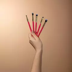 Kit de Pincéis para Olhos Essenciais Niina Secrets na internet