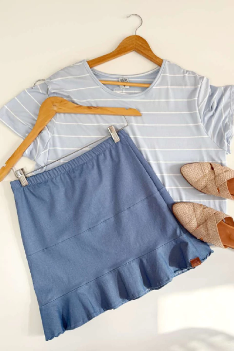 Falda con volado inferior - denim celeste - comprar online
