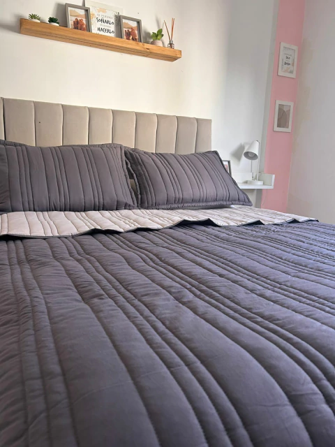 Covers KING Modelo Calafate reversible incluye fundas de almohadas 2.60 mt x 2.80 mt - comprar online